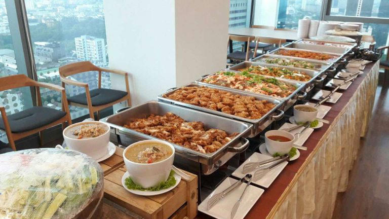 จัดเลี้ยงอาหาร จัดเลี้ยง บุฟเฟ่ต์ ค็อกเทล ซีฟู้ด